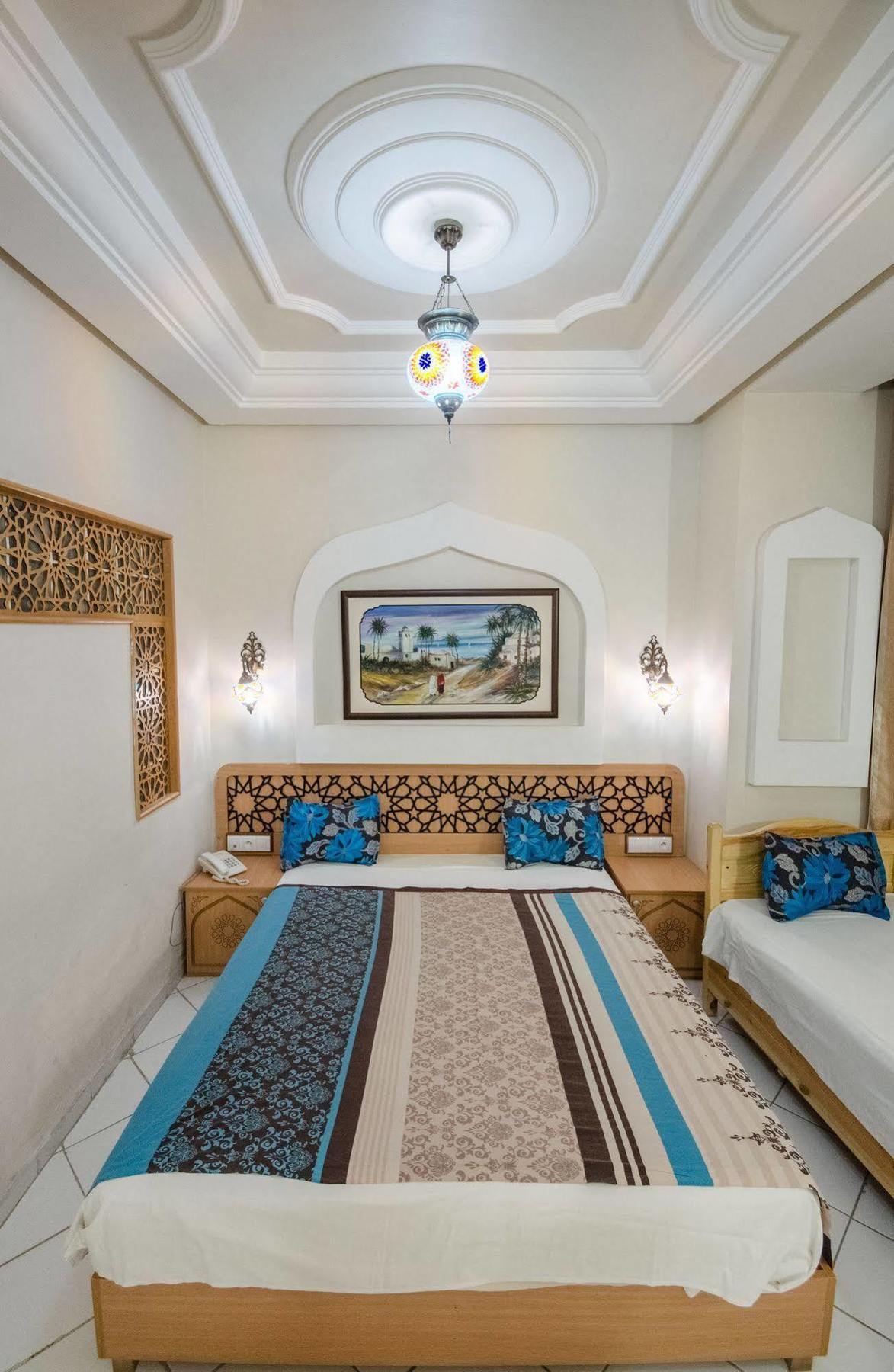 Hotel Saheb Ettabaa Tunis Extérieur photo